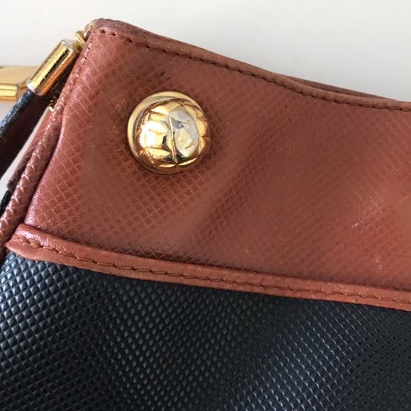 Bottega Veneta Vintage Leather Bag - Picture 7 of 8